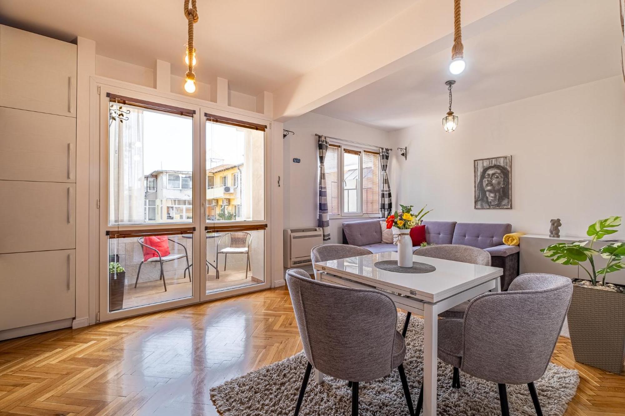 Apartment Dolce Casa Varna ภายนอก รูปภาพ