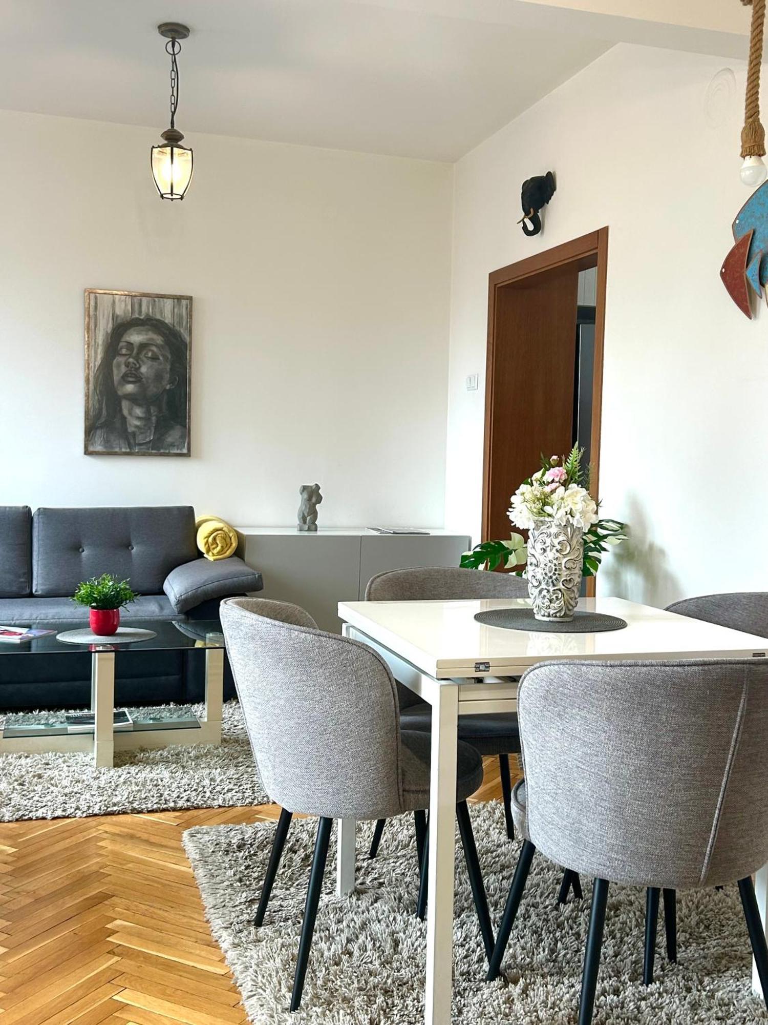 Apartment Dolce Casa Varna ภายนอก รูปภาพ